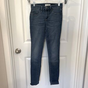 Women’s Jessica Simpson Kiss Me Skinny Jeans Size 25